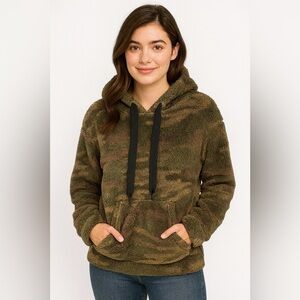 Rewash Sherpa Hoodie Camo Print Pullover Kangaroo Pocket Women’s Large
